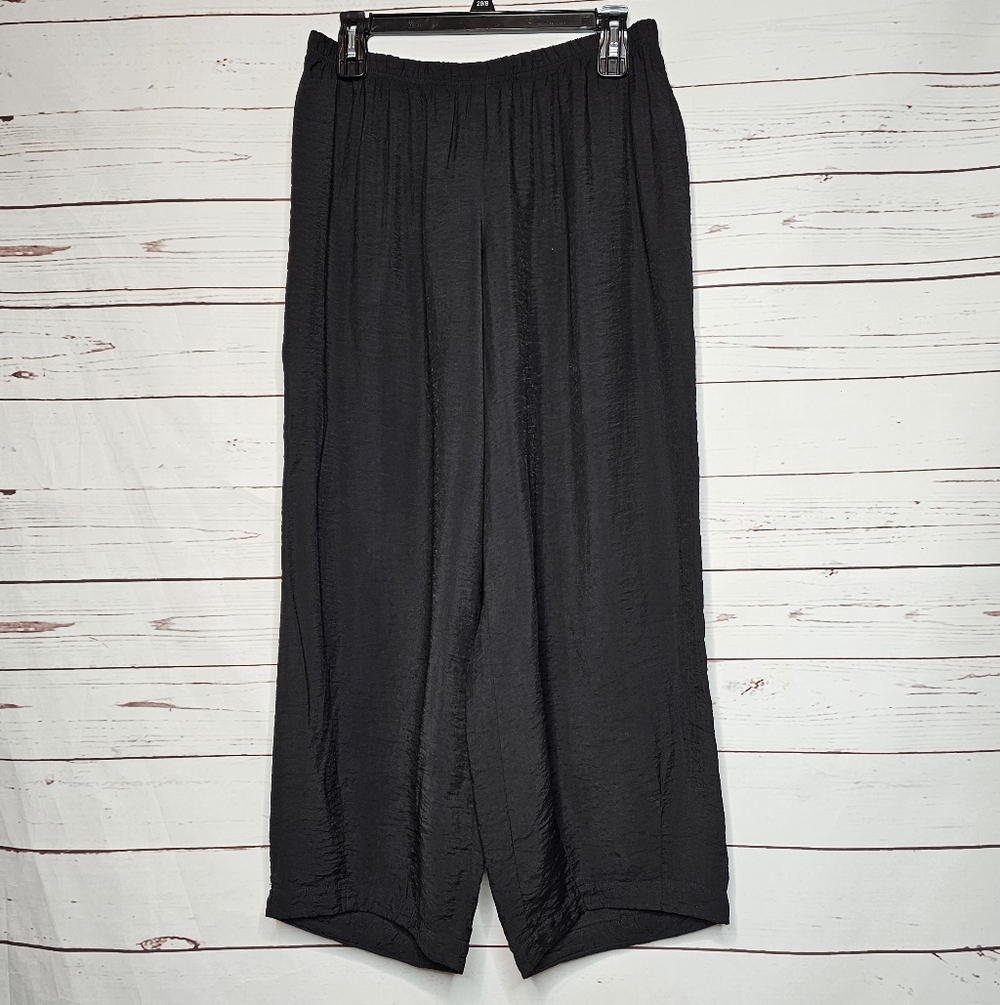cut loose Black Parachute Cropped Wide Leg Pants